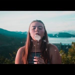 Meet your Posher, Emiley